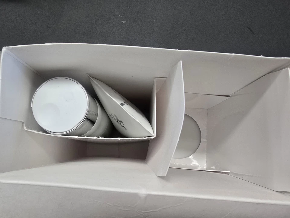 Wella ColorMotion 3 Pc. Set Shampoo Conditioner & Hair Mask New In Box - Image 3 of 4