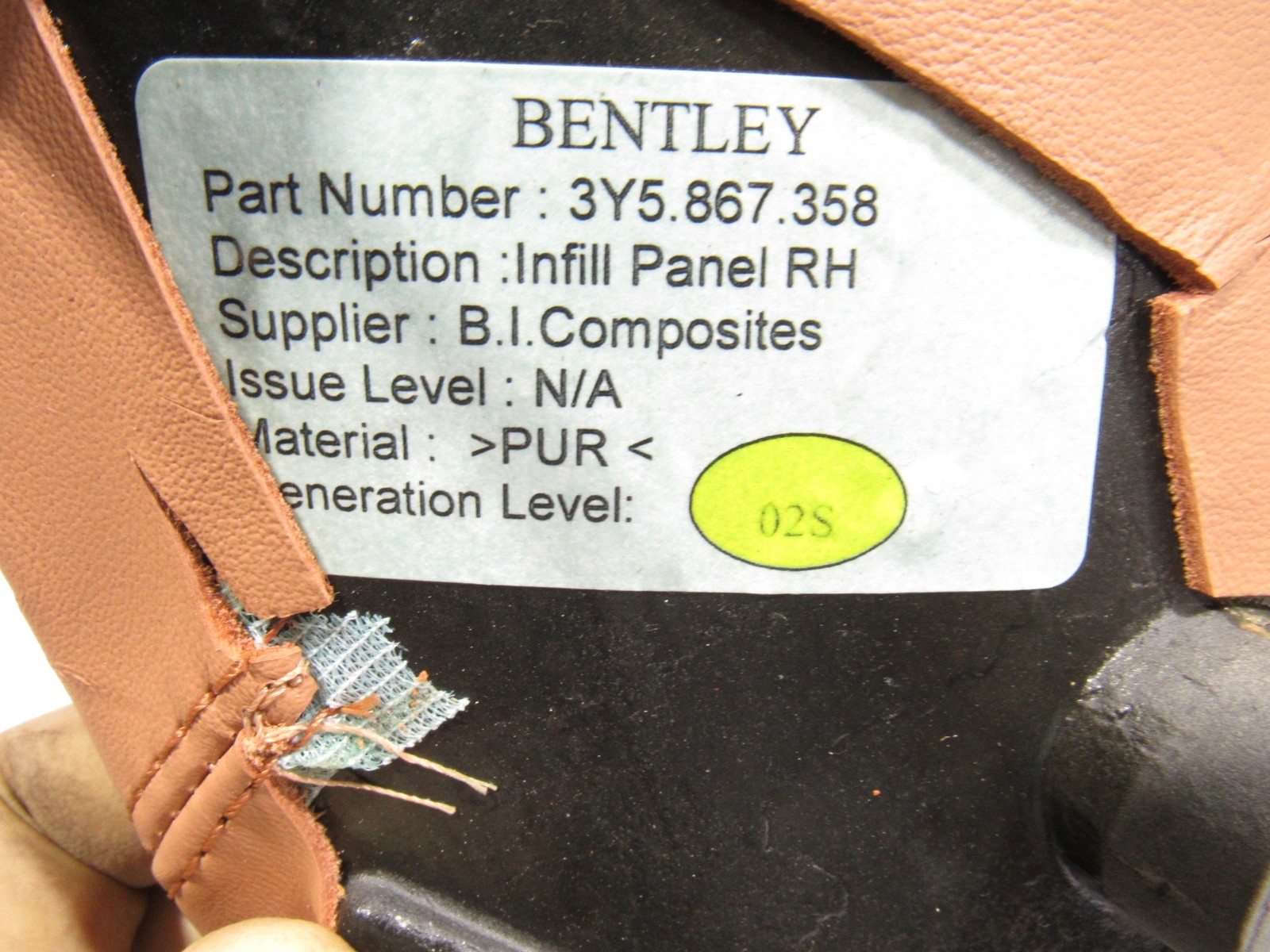 10-20 Bentley Mulsanne 2012 Rear Right Passenger C Pillar Cover Panel Trim @1