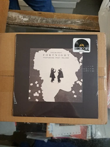 RSD 2025 TAYLOR SWIFT WHITE VINYL FORTNIGHT FACTORY SEALED 45. HYPE STICKER