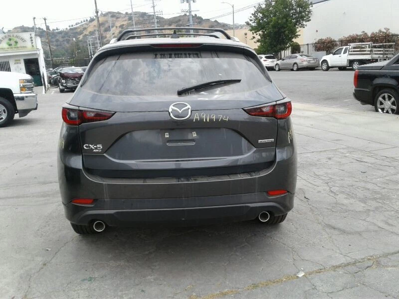 Driver Left Front Door Fits 17-23 MAZDA CX-5 126411 Foto 3 de 4