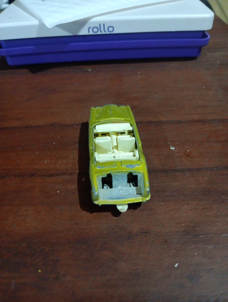 1969 Lesney Matchbox Superfast No.69 Gold Rolls Royce, Parts Or Repair, Rough! - Image 3 of 4