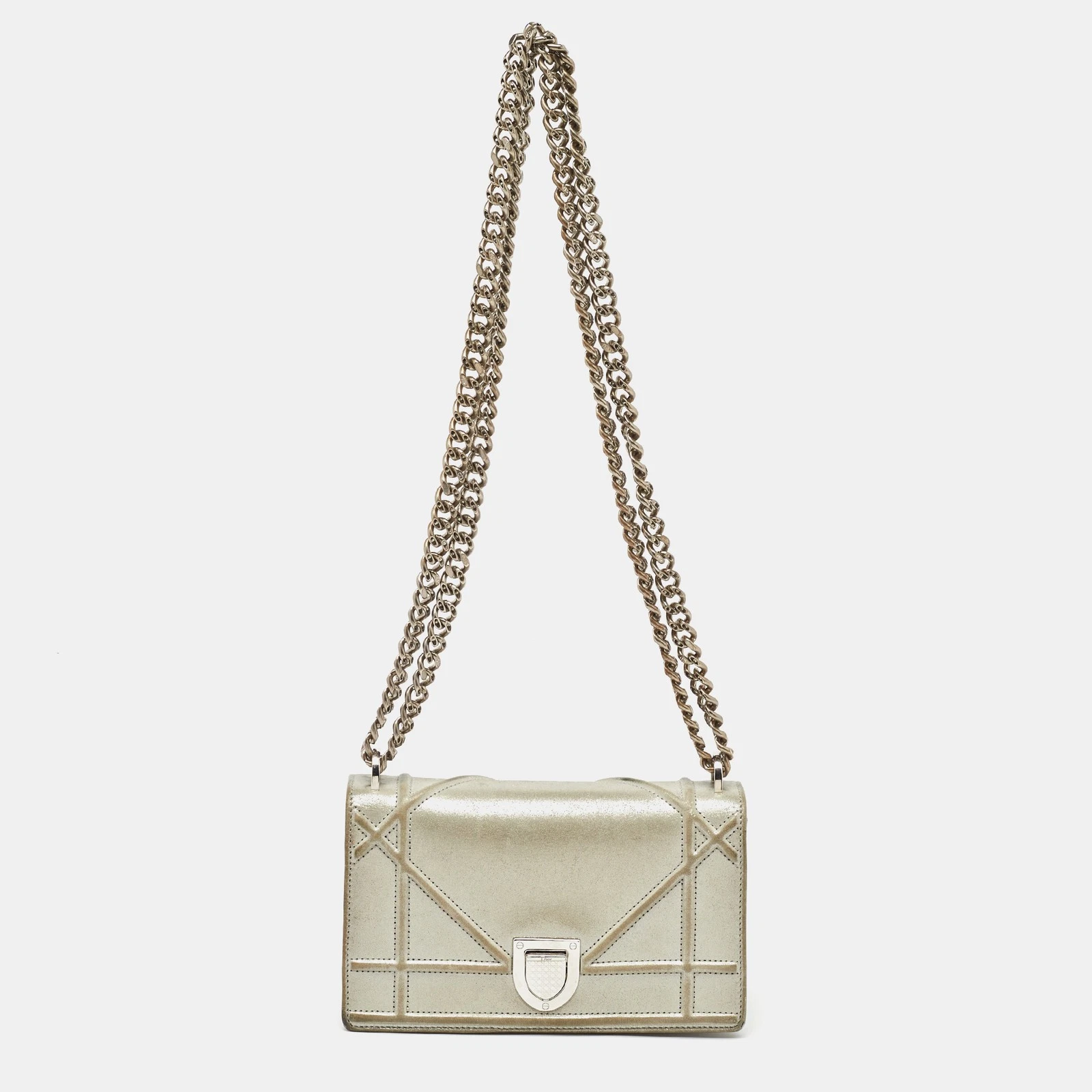 Mini sac à rabat diorama Dior en cuir argenté scintillant