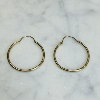 14K Gelbgold Draht aufklappbar 7/8'' Creolen 0,73 g sichtbare Dellen an jedem