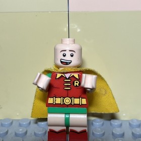 Lego Minifigure Batman Sh315 Robin From Set 70917 Lego Batman Movie w/ Cape 