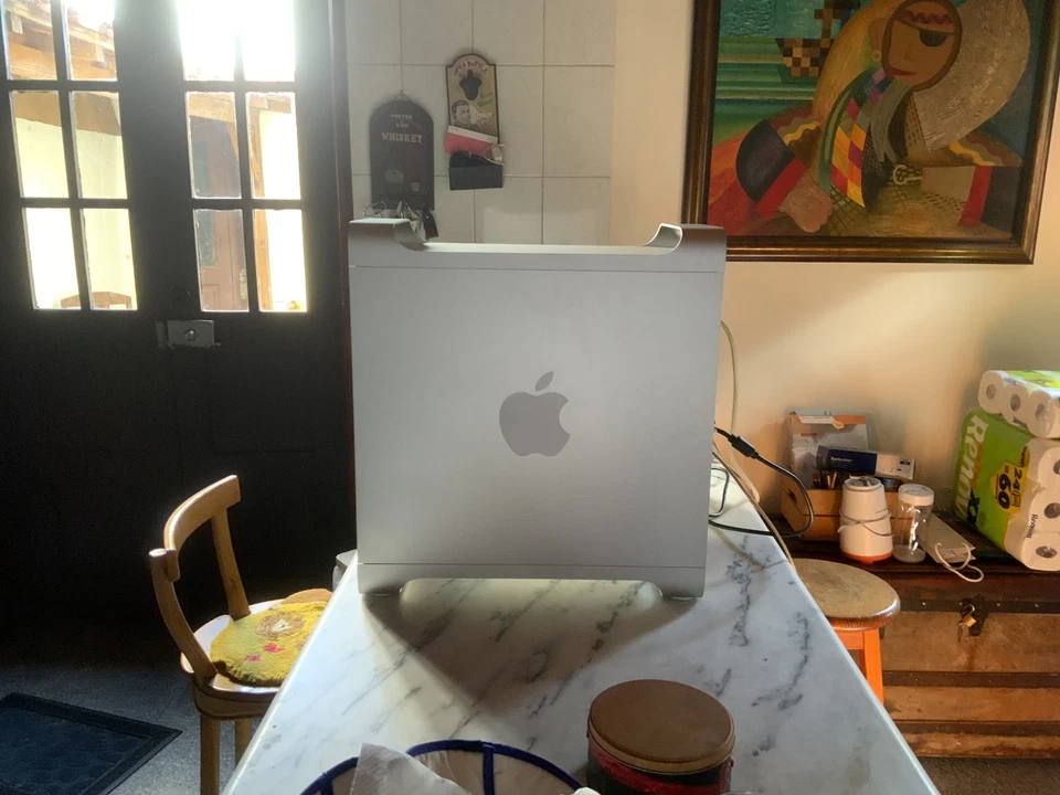 Apple Mac Pro "Eight Core" 3.0 (2,1) - Image 3 of 4