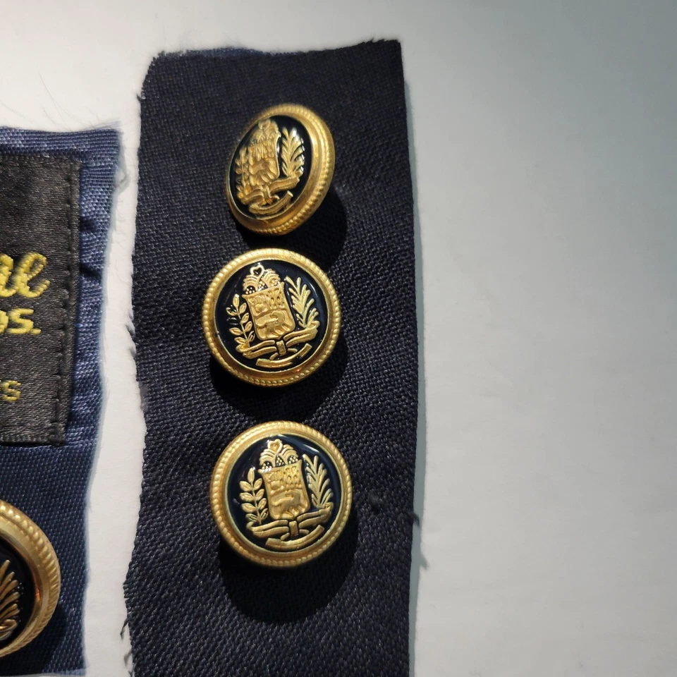 Carbone Suit Blazer Buttons Replacement Set of 8 Gold/Navy - Image 3 of 4