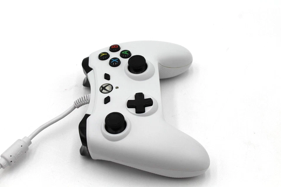 AmazonBasics Xbox White Controller - Image 4 of 4
