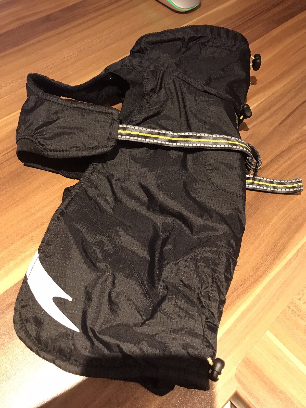 Hurtta Outdoors Summit Parka Winter Dog Warm Coat Raven Black 10 Inch