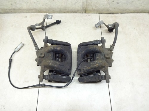 BMW E87 116d Bremssattel vorne links und rechts Bremszange Träger 54/22