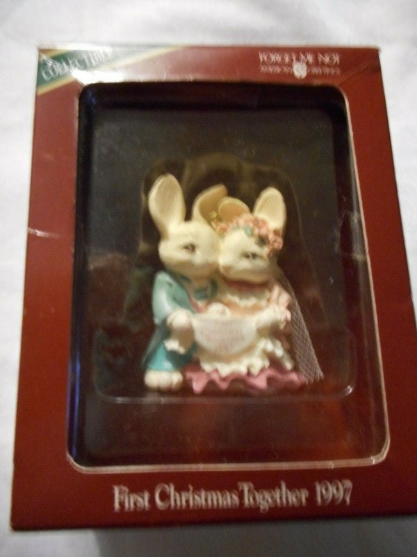 FIRST CHRISTMAS TOGETHER ORNAMENT 1997 BUNNIES HOLDING HEART AMERICAN GREETING