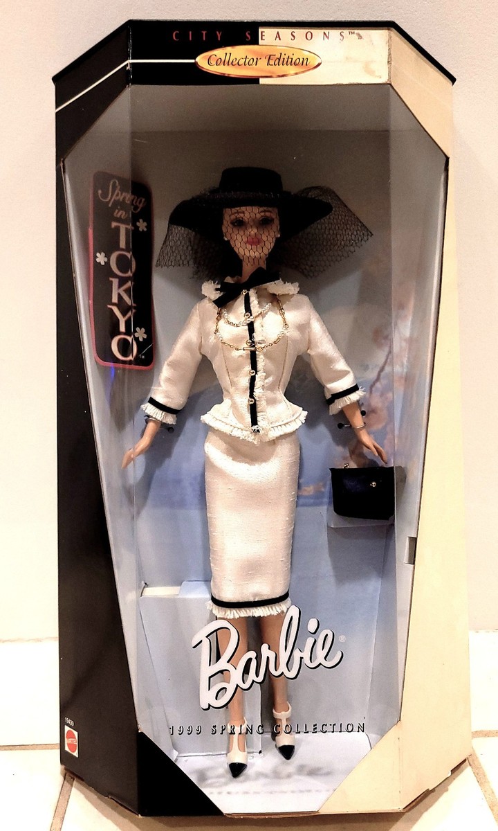 公式バービーコレクターズクラブ:1999年限定版「Suits Me Fine」 Barbie City Seasons Spring in Tokyo 1999 Collector Edition #19430