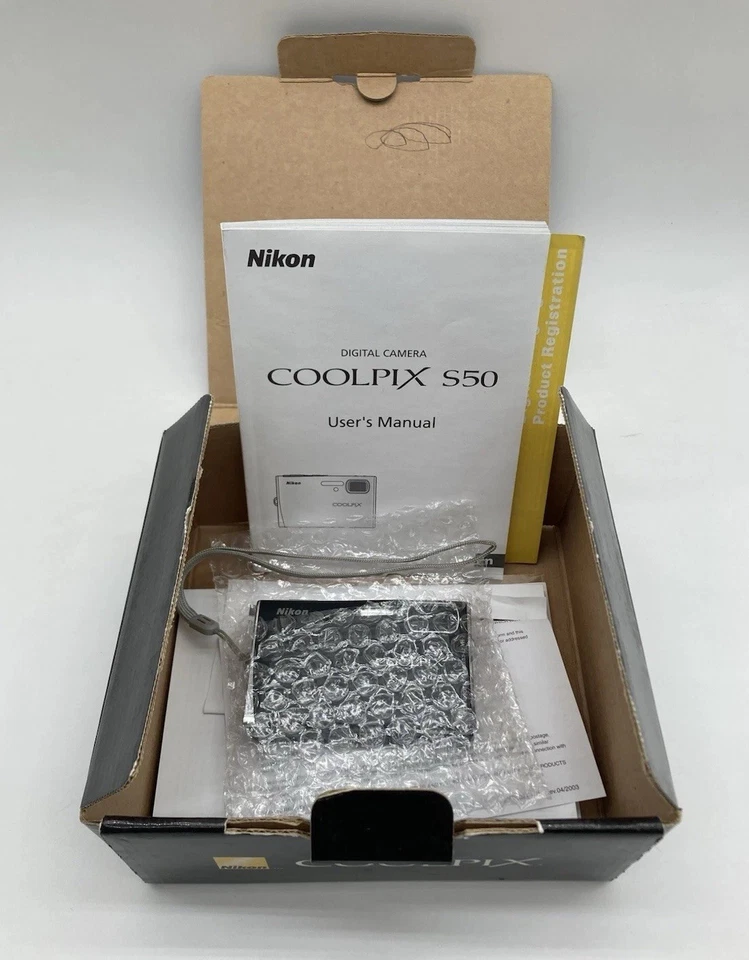 Nikon COOLPIX S50 Black 7.2MP 3x Zoom Compact Digital Camera 2 Batteries Box - Image 2 of 4