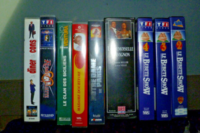 Konvolut 9 VHS-Kassetten - Die Baby-Show, Idioten-Dinner, Romeo und Julia ..