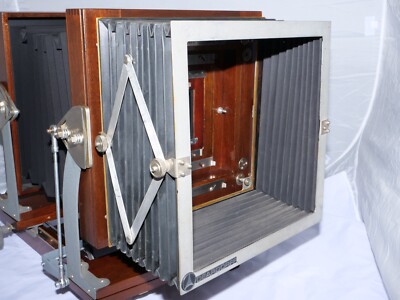 ディアドルフ/Deardorff レンズボード 約18.8×18cm 木製カメラ ディアドルフ/Deardorff レンズボード 約18.8×18cm 木製カメラ