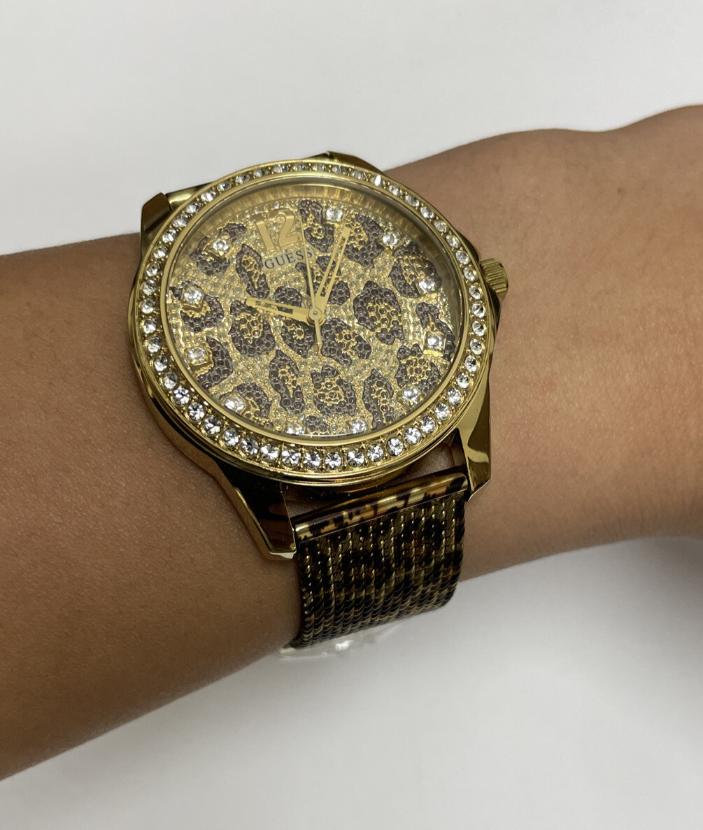 GUESS ORIGINAL watch. Animal print. Gold Toned. GUESS Women main image 4