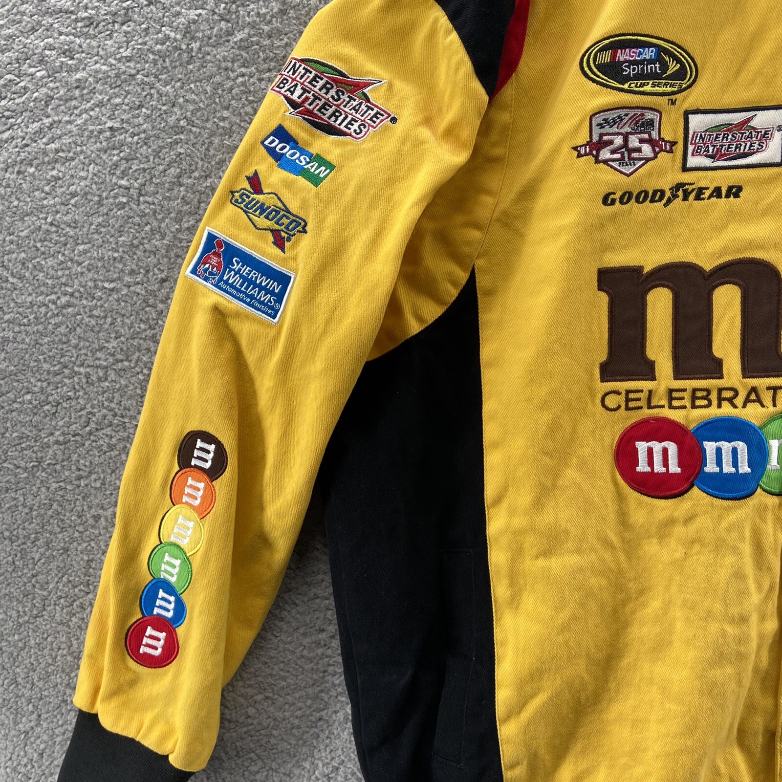 NASCAR Jacket Mens XXL 2XL Kyle Busch M 