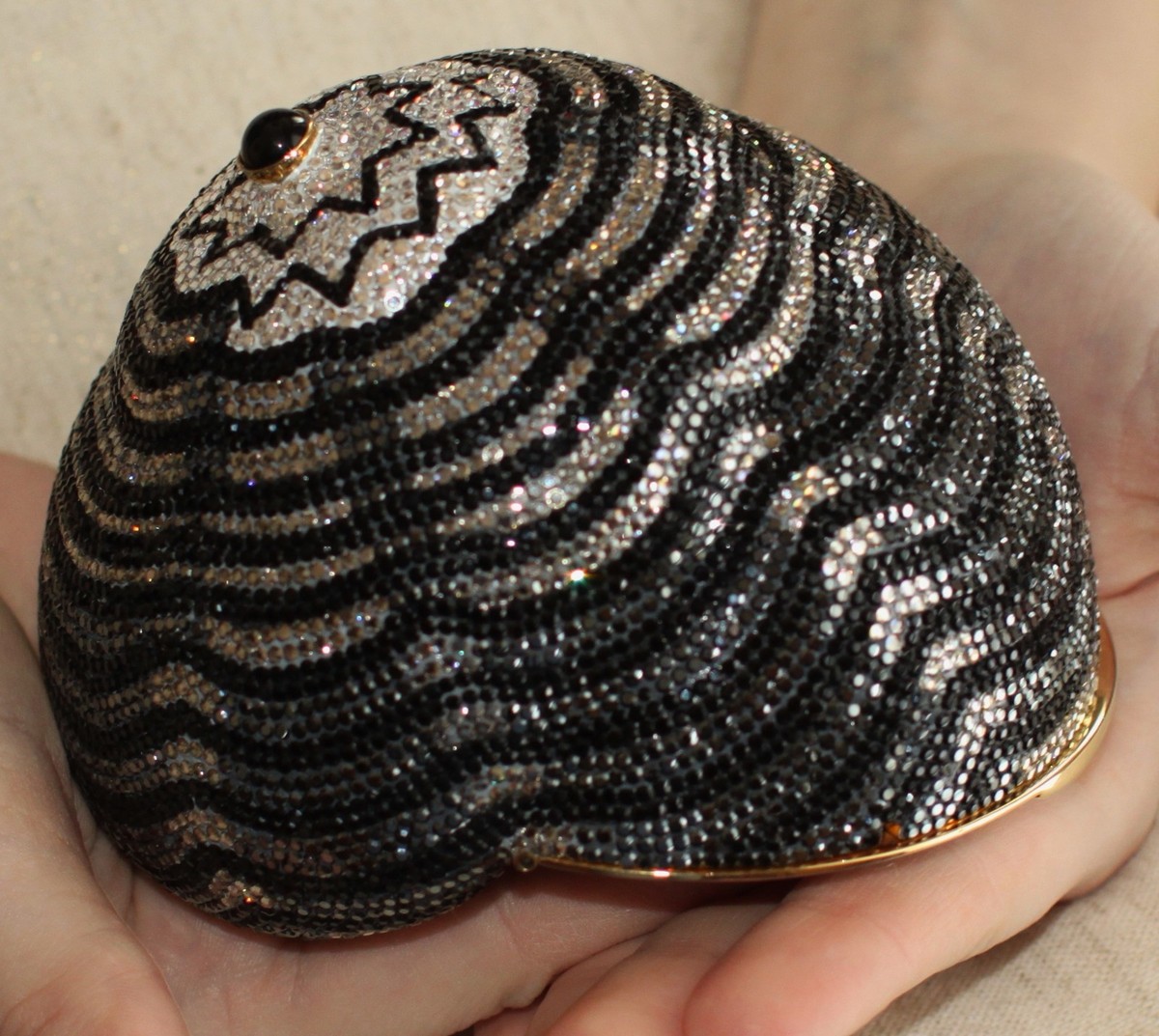 JUDITH LEIBER SWAROVSKI CRYSTAL POLYMITA SNAIL BAG SEA SHELL