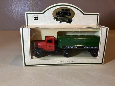 Lledo Chevron Commemorative Model Semi Truck and Trailer