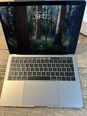 Apple MacBook Pro 13 Zoll, Space Grey, 128GB SSD, Model Nr. A2159, 2019