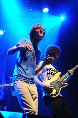 WHITEST BOY ALIVE Erlend OYE Marcin OZ Erlend Oye Marcin Oz performs Photo 2