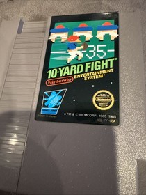 10 Yard Fight Nintendo NES Original Game Cartridge & Manual Tested !