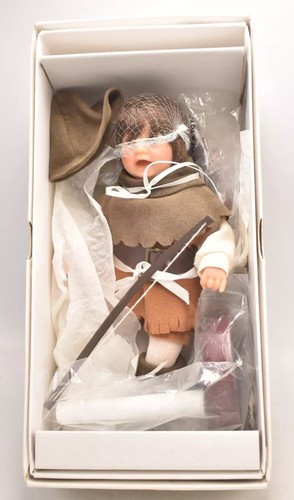 Vintage Lee Middleton Robin Hood Vinyl lebensechte Puppe von Reva Schick