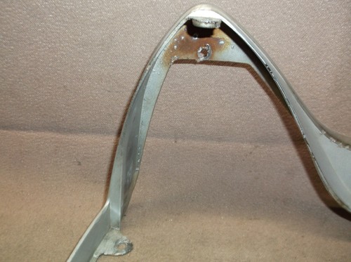 1973 MERCURY COUGAR XR-7 RIGHT FENDER FRONT EDGE MOULDING, OKAY CHROME - Picture 3 of 12