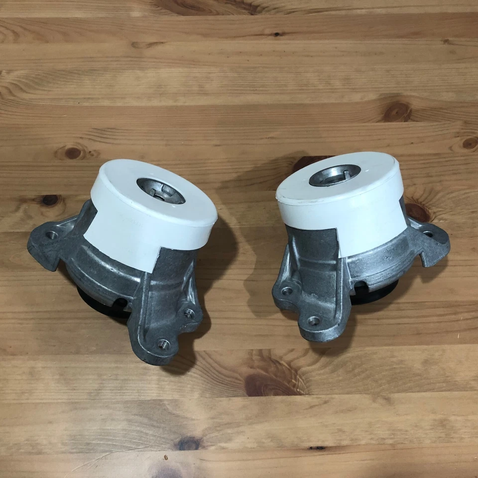 Suporte de motor Mercedes Benz C43 AMG par 2 montagens HD 213 240 2200 2100 - Imagem 3 de 4