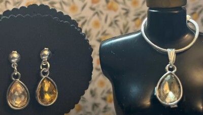 Barbie/Sindy. 12 Inch Dolls Handmade Jewellery Earrings Necklace Accessories BN