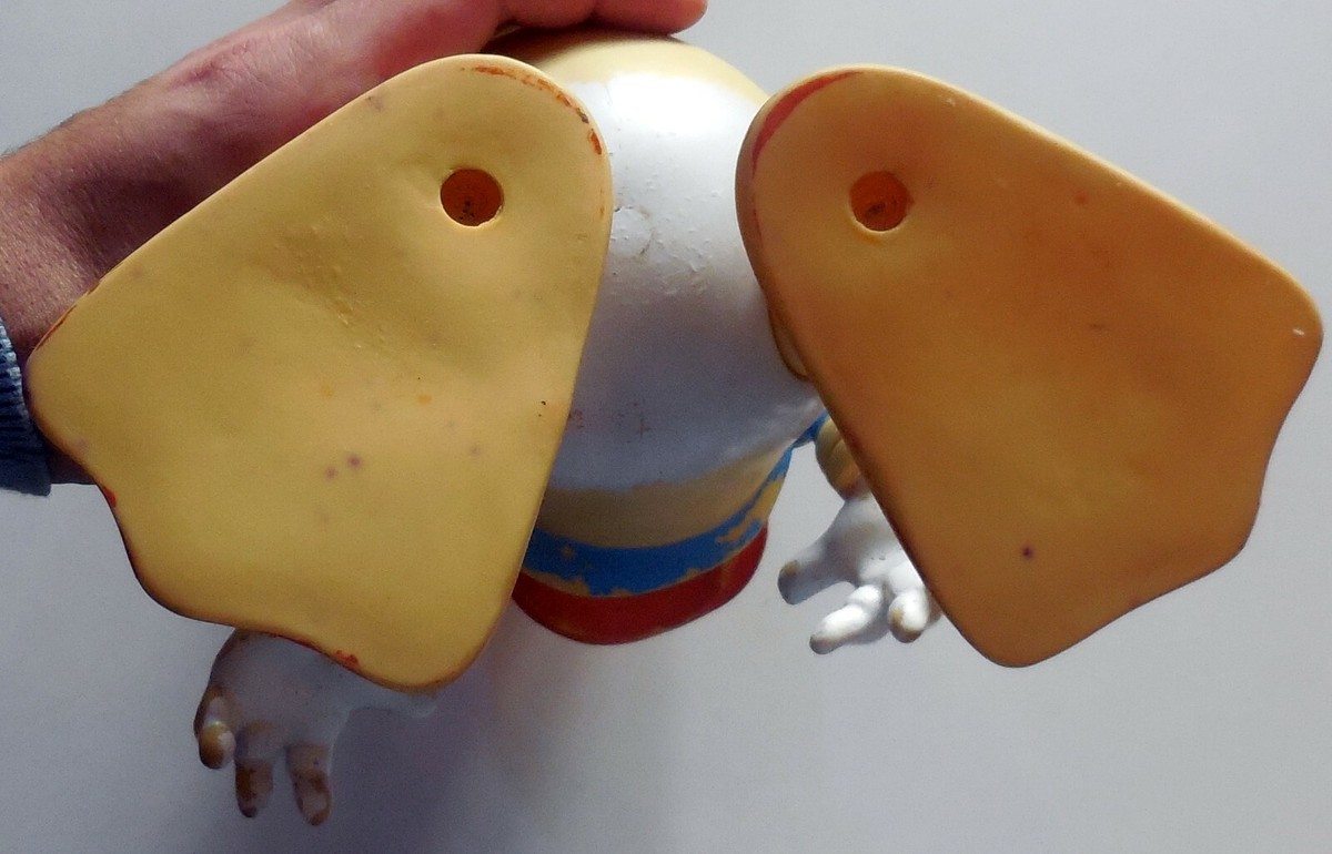 VINTAGE LARGE TOY SQUEAK RUBBER DONALD DUCK LEDRAPLASTIC LEDRA