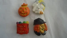  Halloween Button Covers Trick or Treat Bag Pumpkin Witch Ghost Set Of 4-VINTAGE