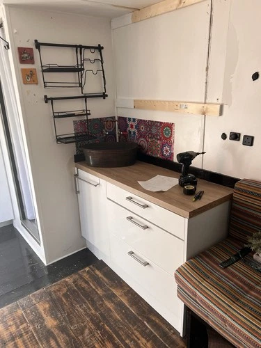 Leyland DAF FA 45.130 TI (7.5 Tonne) Converted Camper Conversion. 85,000miles - Picture 6 of 19