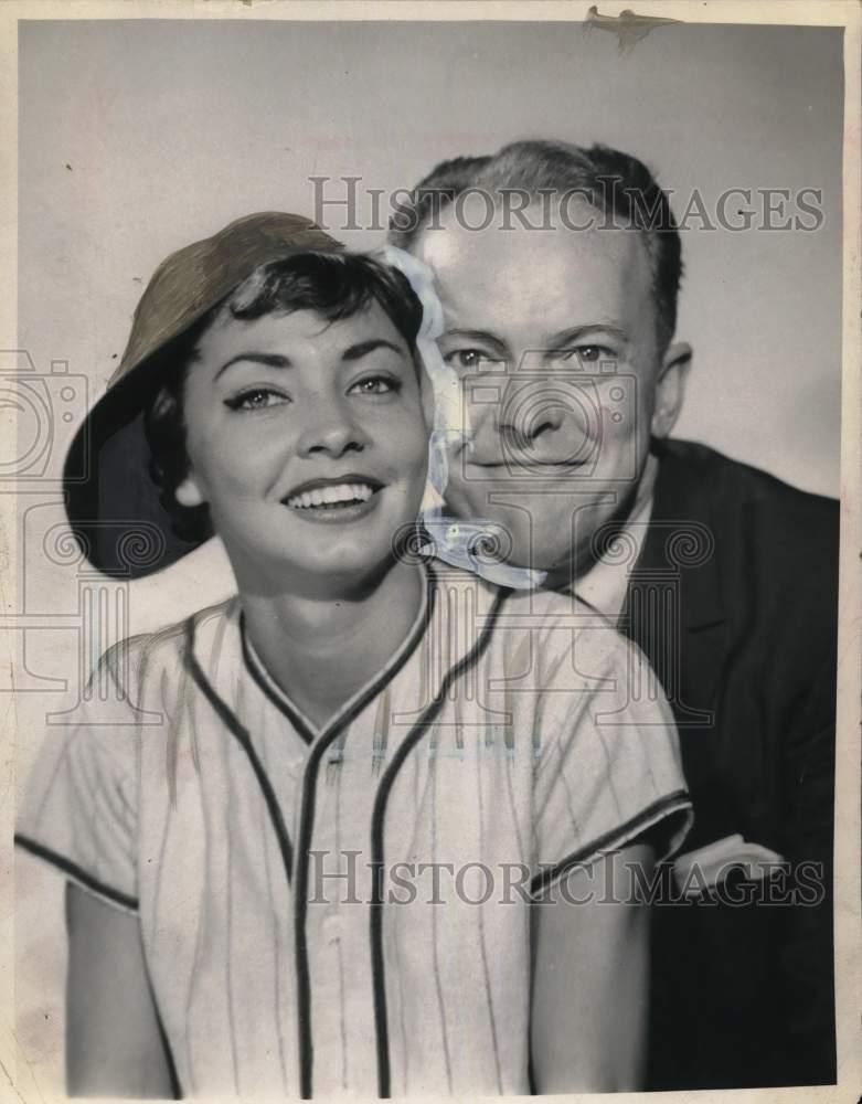 1958 Press Photo Comedians Phil Ford and Mimi Hines - tub07764