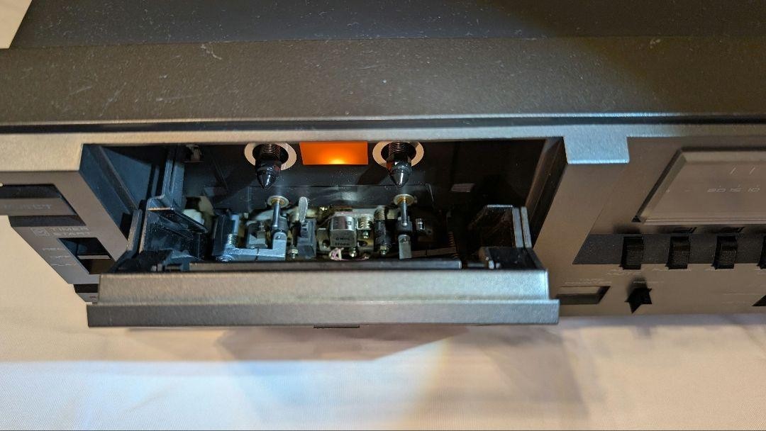 AKAI CS-F33R Auto Reverse Cassette Deck 3 Head Quick Reverse