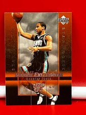 2004 Upper Deck Collector Basketball Trading Card Rookie Grizzlies Dahntay Jones. rookie card picture