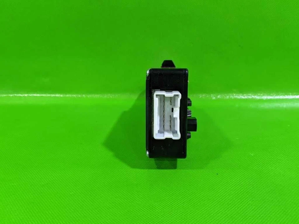 06-10 INFINITI M35 SUNROOF MOTOR OEM 4297-49 - Image 3 of 4