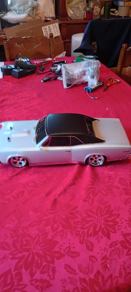 Pontiac GTO 1967 FAZER MK2 SERIE FZ02L 4x4 plateado y negro Foto 2 de 4