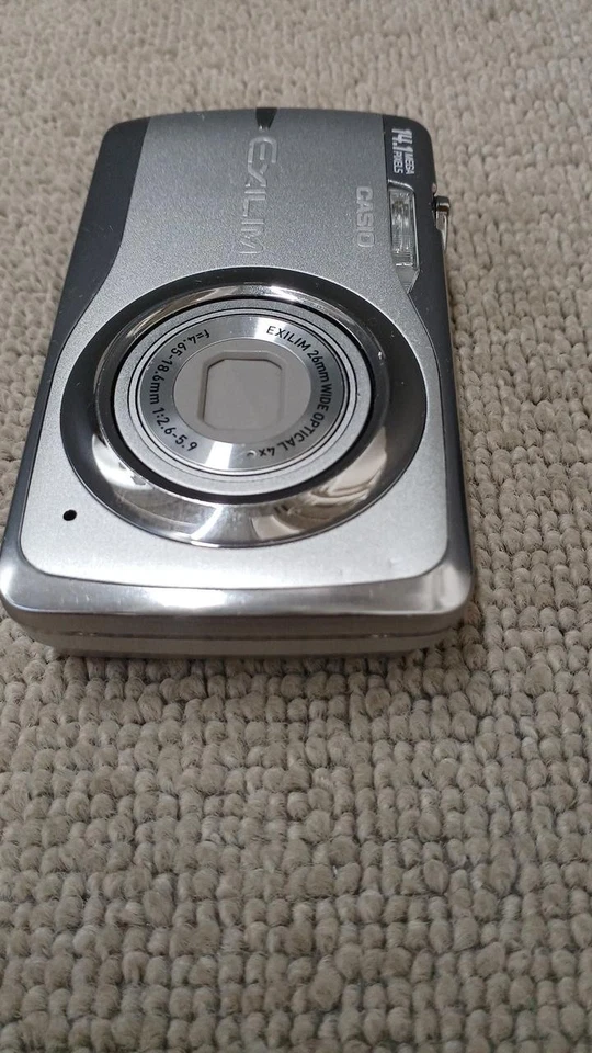 CASIO EX-Z550 digital camera - Good Condition - Image 4 of 4