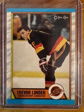 1989-90 O-Pee-Chee #89 Trevor Linden RC NRMT Rookie Card!! Great Condition OPC. rookie card picture