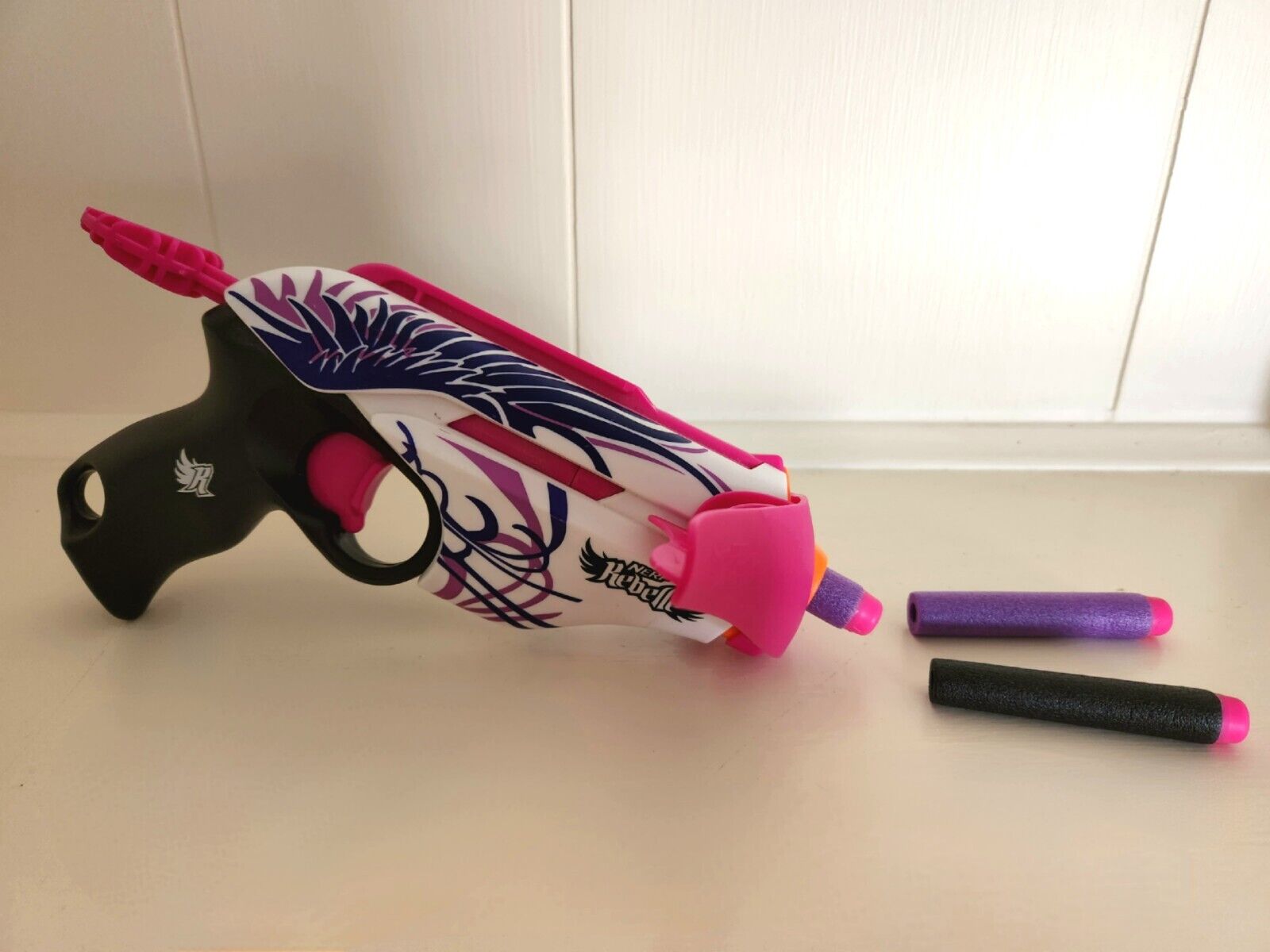 Nerf Rebelle Pink Crush Blaster Works ~ Smoke-FREE Home 2013 Hasbro