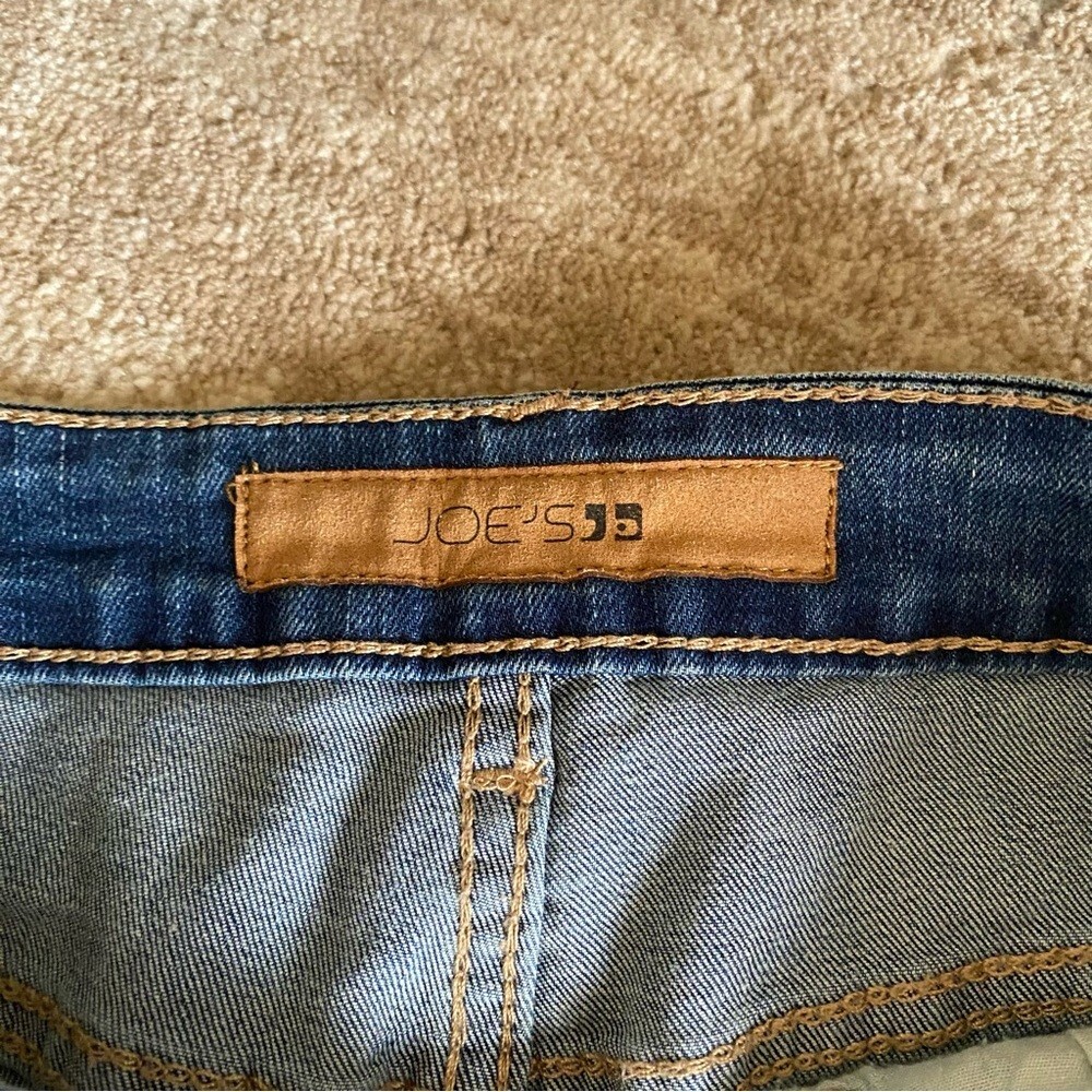 Picture 4 of 11
