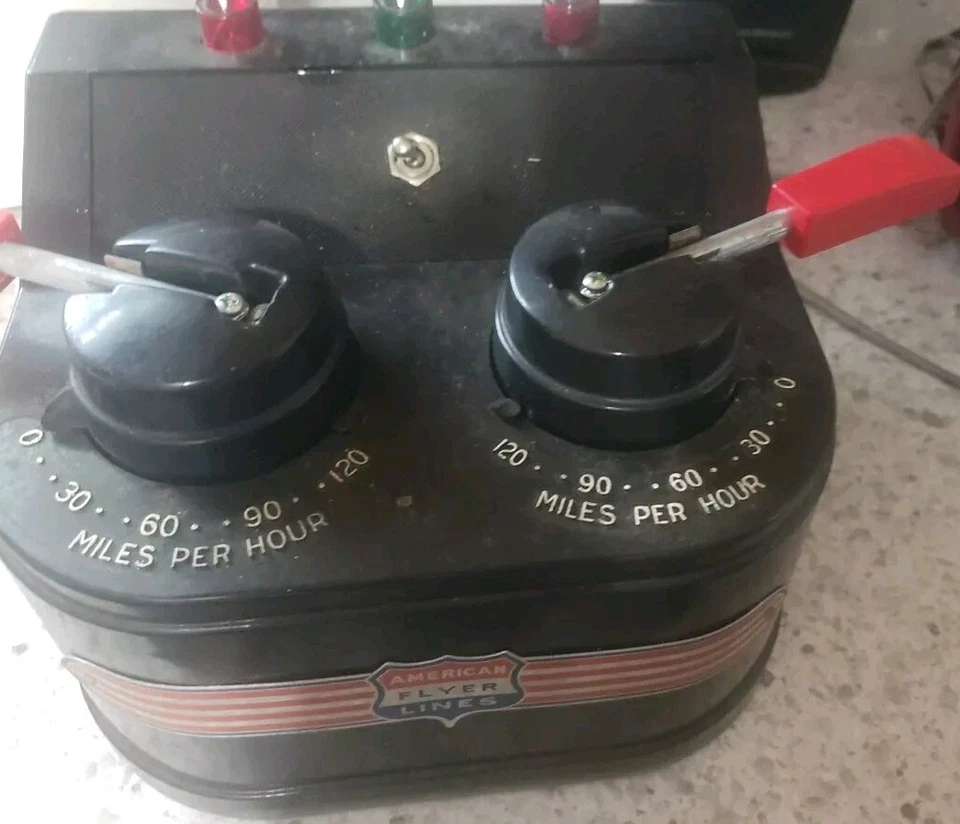 TRANSFORMADOR AMERICAN FLYER 18B CONTROLES DUALES FUNCIONA 2 TRENES Foto 4 de 4