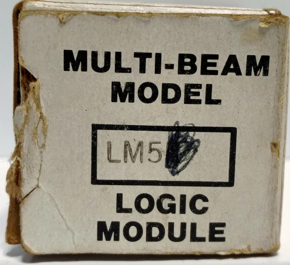 Banner Engineering LM5 / 16294 Logic Module for Photoelectric Proximity Sensor - Image 3 of 3