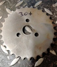 Early Gilson 835-41975 Geardrive Snowblower  30 Tooth 3-Bolt Drive Sprocket  NLA