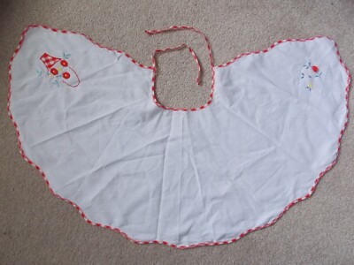 Vintage Embroidery Child Size Apron Flowers In Basket Accent