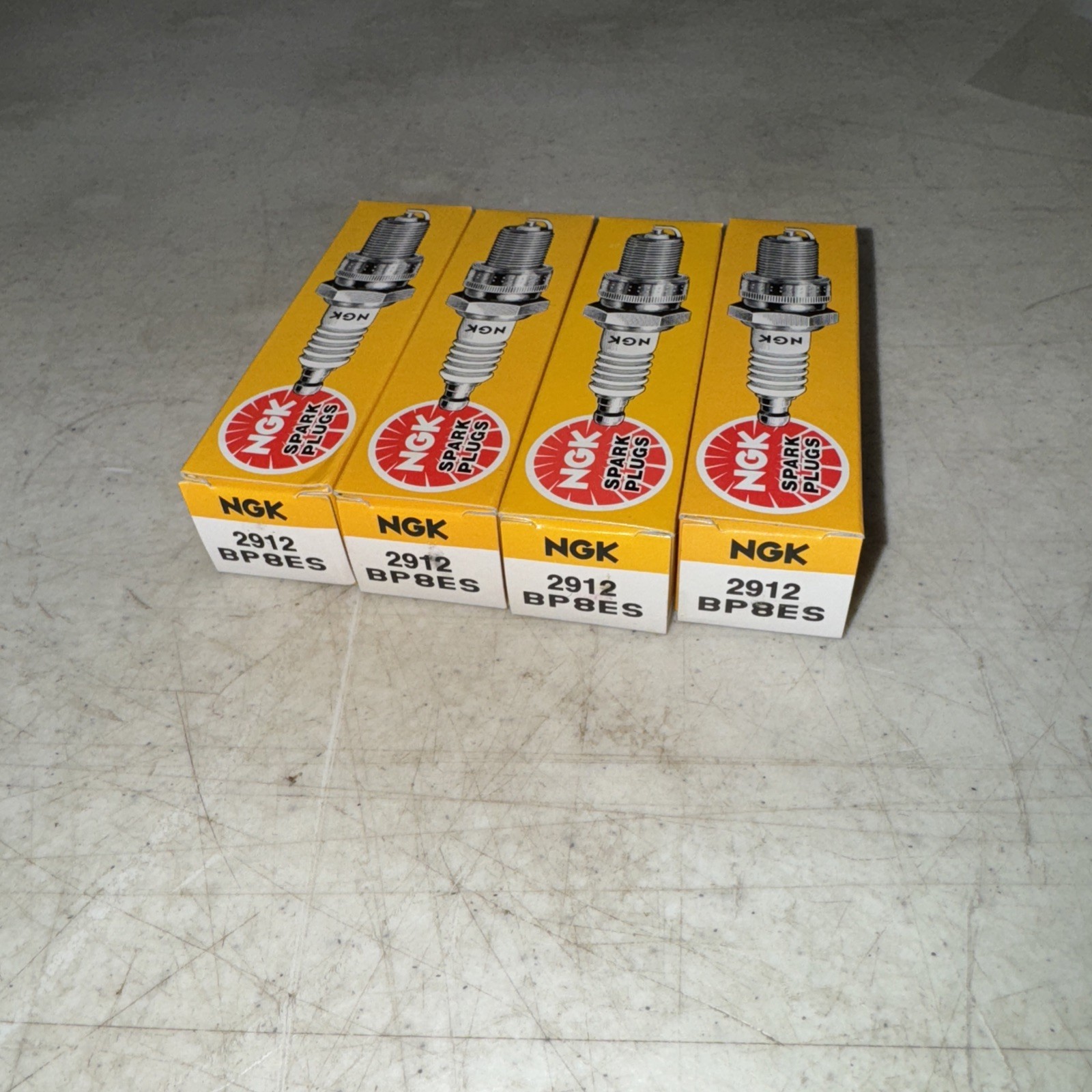 4 NGK BP8ES 2912 Spark Plug / Sparkplug Projected Centre Electrode