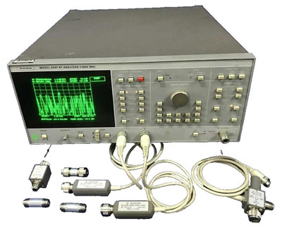 WILTRON model. 6407 RF Network Analyzer Range di frequenza da 1 a 1000 Mhz