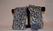 ECO-FRIENDLY ACRYLIC ANIMAL PRINT CASHMERE FEEL INSULATED COLD WEATHER SCARF