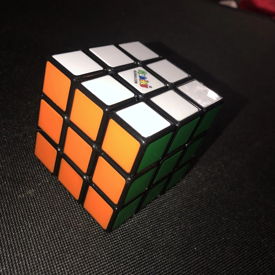 Genuine 3x3 Rubiks Cube Puzzle Brain Teaser OFFICIAL ORIGINAL rubix - Image 4 of 4