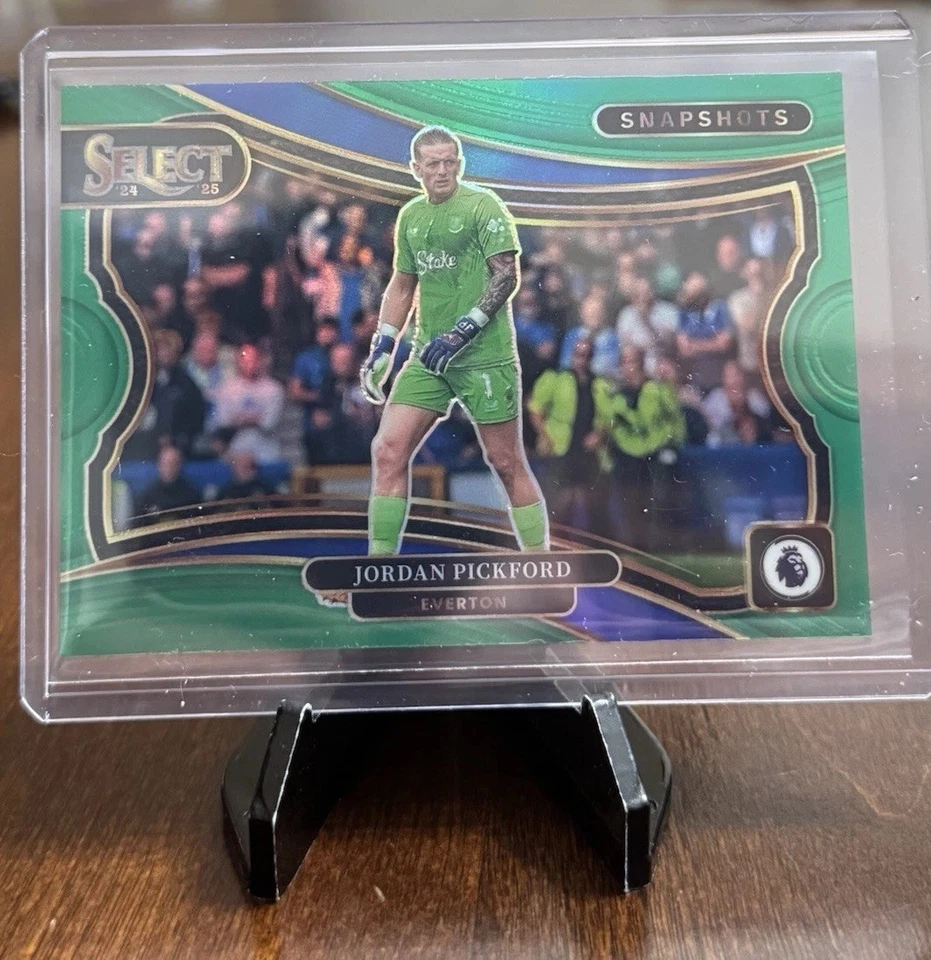 24/25 Panini Select EPL Jordan Pickford Snapshots Green 5/5 Everton - Image 2 of 3